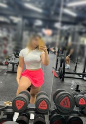 BUSCO SEXO CON CHICOS JóVENES  Y CHICOS CALVOS
