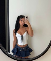 SARA JOVENCITA RECIÉN LLEGADA