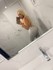 SOY SOFIA MUJER DOMINANTE ARRECHA CON SITIO