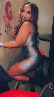 BRENDA–PURA TENTACIÓN Y PLACER SIN LÍMITES  EN BOIRO