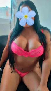 JOVENCITA EXÓTICA TRAVIESA Y JUGUETONA