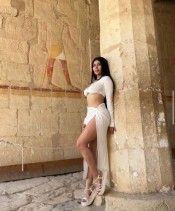 MORENA LATINA, CUERPO ESBELTO NUEVA EN LA LINEA