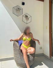 RENATA – CUERPO VOLUPTUOSO Y PROPORCIONADO