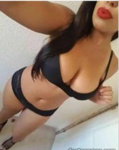 NOVEDAD ESTOY DE PASO POR MILLADOIRO CON GANAS DE FOLLAR SUPER RICO BEBE