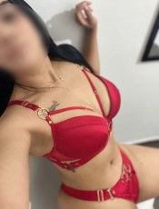 RECIÉN LLEGADA Y MUY GUAPA 50ROSAS