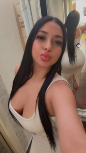 NOVEDAD LATINA ENCANTADORA Y ARDIENTE FOTOS REALES