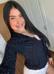 LUNA NATURAL NIñATA LATINA CACHONDA