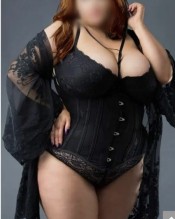 CALIENTE Y EXÓTICA