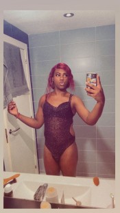 SCARLETT TRANS CACHONDA, ATREVIDA! MUY FIESTERA