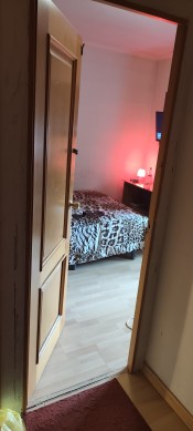 HABITACIóN LIBRE EN FIGUERES HOY MISMO