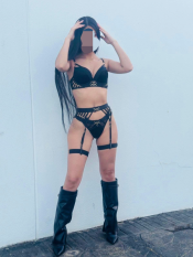 CARLA: UNA TENTACIóN COLOMBIANA MUY ARDIENTE