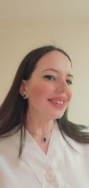 ESPAÑOLA CURVY MILF MASAJES Y MORBO GARANTIZADO