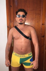 DAMIAN MACHO ACTIVO BISEXUAL DOMINANTE
