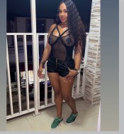 NOVEDAD EN MOTRIL SUPER ATRACTIVA Y MUY CARIÑOSA
