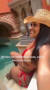 EXQUISITA MUJER COLOMBIANA SIN LIMITES EN LA CAMA