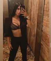 MORENA ARDIENTE