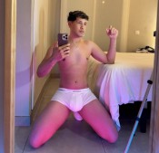 JOVEN LATINO XL