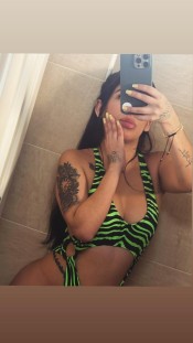 LATINA GUAPA Y CACHONDA