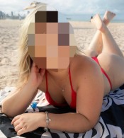 RUBIA CACHONDA