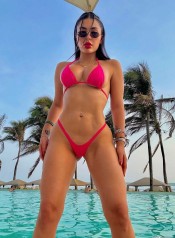 VANESSA EXTROVERTIDA Y ARDIENTE JOVENCITA