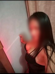 CHICA  LATINA FULL FIESTERA