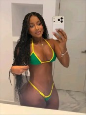 MULATA DULCE, ARDIENTE Y CALIENTE FRANCÉS ENSALIVADO