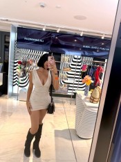 SOFIA  , PURA ELEGANCIA Y PLACER