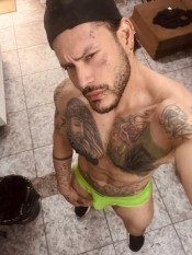 NOVEDAD!!! EXCITANTE VENEZOLANO MUY MORBOSO...