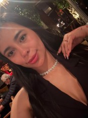 CAñERA GUARRITA SEXI SENSUAL EN RAMBLA DE CATALLUñ