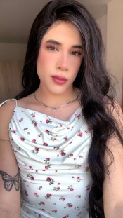 HERMOSA LATINA RECIéN LLEGADA A TU FIESTERA POLLON