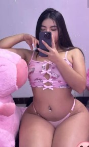 CHICA NATURAL DISPONIBLE EN MI APARTAMENTO PRIVADO PARA CITAS
