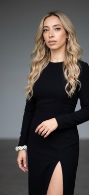 NOA SOY EXTROVERTIDA Y DIVERTIDA