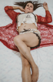CHICA TRANS POLLONA SEDUCTORA LECHERA MUY DELICIOS