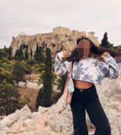 ELSA NO PROFESIONAL POR AYUDA ECONOMICA