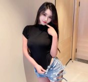 CHINITA ALEGRE Y DIVERTIDA EN CANTO DE CHICA.100% REAL FOTO EN BENIDORM