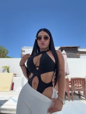 DELICIOSA  JUGUETONA ALEGRE Y FIESTERA