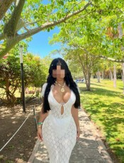 MORENA LATINA ENCANTADORA EN LA RODA