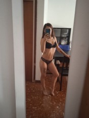 JUDIT ESPAñOLA NUEVA EN LA ZONA