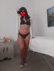 DINA, ELEGANTE MASAJISTA