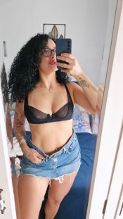 BRASILEñA GUAPA Y CACHONDA FOTOS REALES EN MONFORTE