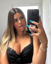 ATRACTIVA COLOMBIANA INDEPENDIENTE  TAMBIEN A DOMICILIO