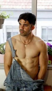 JOVENCITO BIEN DOTADO Y VENOSO, FETICHISTA