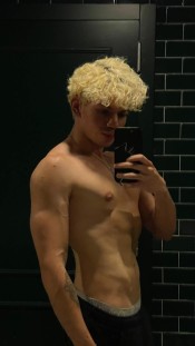 EN
