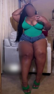 MORENA JOVEN FIESTERA INDEPENDIENTE  24 SALIDAS TODA HUELVA  ISLA CHICA