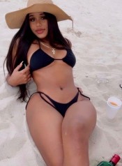 POR PALMA CENTRO - COLOMBIANA RECIEN LLEGADA A LA ISLA