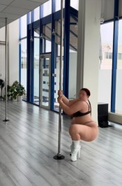 MARIANA JOVENCITA LATINA