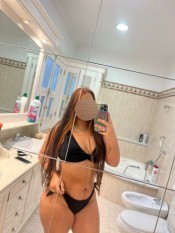 HERMOSA COLOMBIANA ENTREGADA Y DESCOMPLICADA NOVEDAD EN VECINDARIO