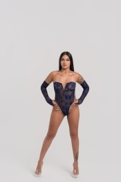 TATUADA CARIñOSA , QUIERE FIESTA , VENTE