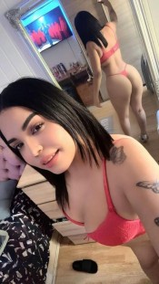IMPLICADA, ARDIENTE Y APASIONADA EN LA CAMA LATINA 24HS
