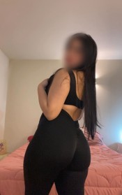 COLOMBIANA FIESTERA Y CON GANAS DE PECAR